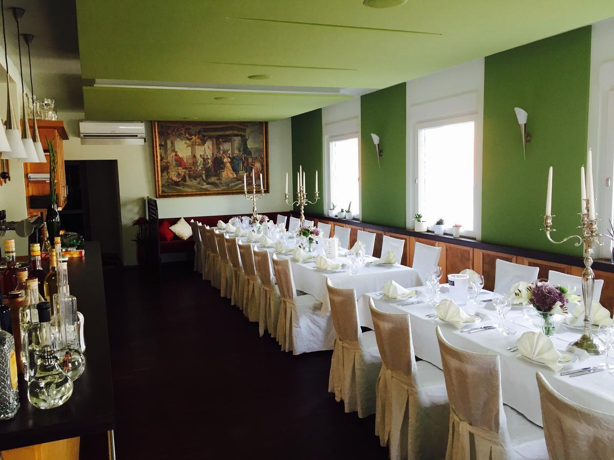 Hotel Restaurant Vater Rhein Вьорт ам Рейн Екстериор снимка