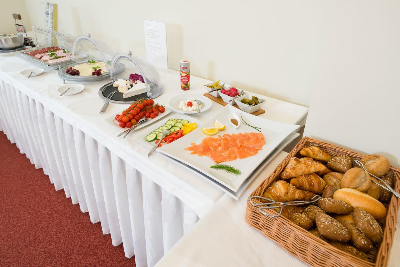 Hotel Restaurant Vater Rhein Вьорт ам Рейн Екстериор снимка
