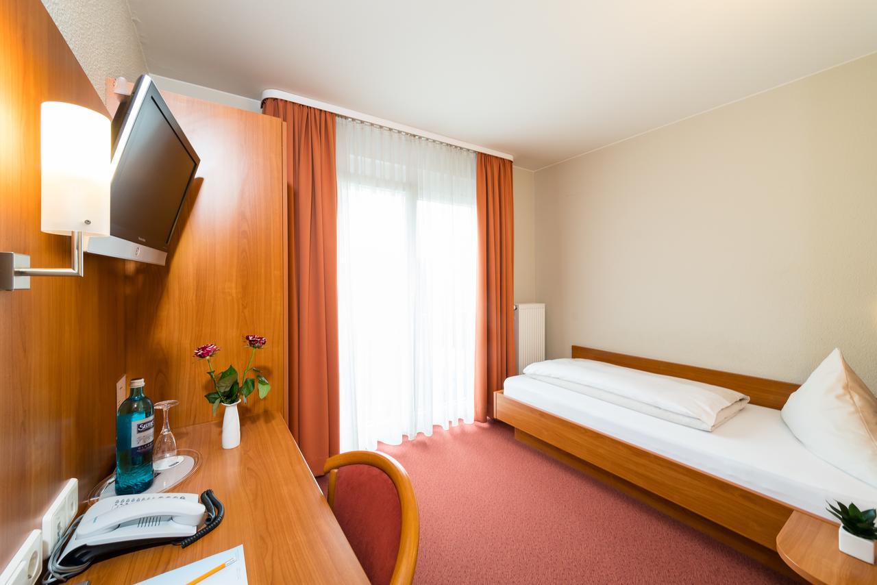 Hotel Restaurant Vater Rhein Вьорт ам Рейн Екстериор снимка